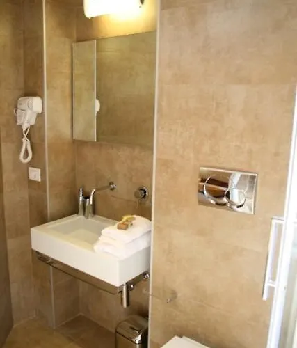 Cardilli Luxury Oda ve Kahvaltı Roma